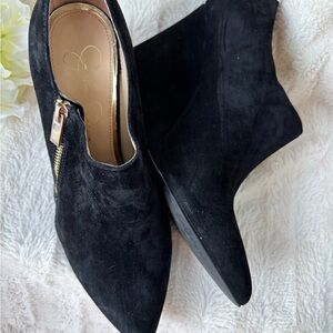 Jessica Simpson Black Suede Pointed Toe Ankle Booties with Side Zip size 9
